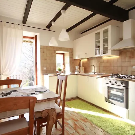 Holiday home Family House Veronica Cadegliano Viconago