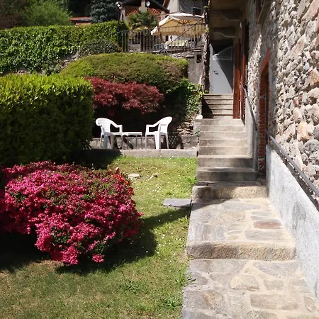 Holiday home Family House Veronica Cadegliano Viconago